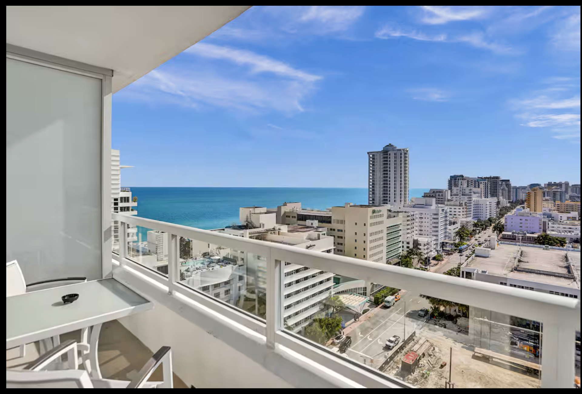 Illustration of Luxury Oceanfront Vacation Rentals With Ocean Views